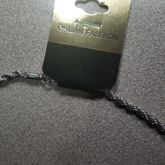 NWT Mens Urban Fashion Basketball Necklace - Picture 4 of 7